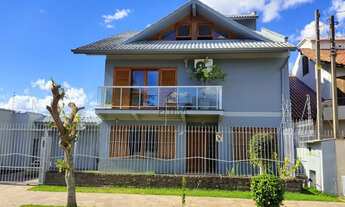 Imagem: Casa com 4 Dormitorio(s) localizado(a) no