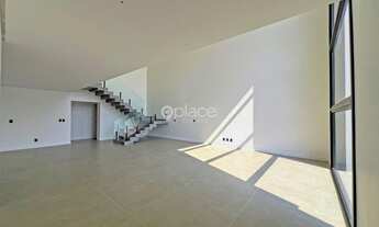 Imagem 6: CASA DE ESQUINA NOVA COM 5 SUÍTES E PISCINA