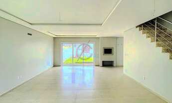 Imagem 4: Casa no Bairro Moinhos de Vento em frente a praça