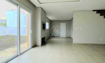 Imagem 7: Casa no Bairro Moinhos de Vento em frente a praça