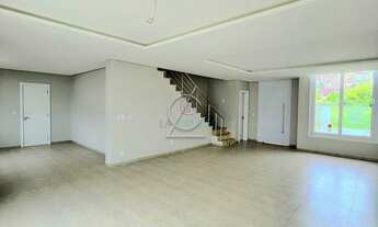 Imagem 5: Casa no Bairro Moinhos de Vento em frente a praça