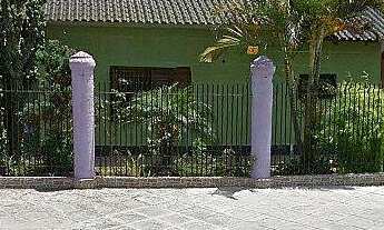 Imagem: Casa Residencial com 3 Dormitorio(s) localizado(a)