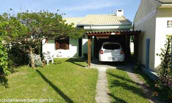 Imagem: Casa Residencial com 3 Dormitorio(s) localizado(a)