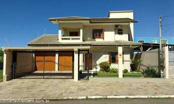 Imagem: Casa Residencial com 3 Dormitorio(s) localizado(a)