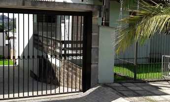 Imagem 3: Casa de alvenaria de aproximadamente 360m² de área privativa, com 03 dormitórios, sendo um