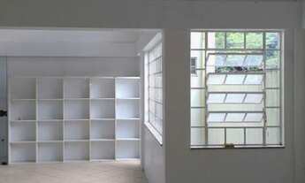 Imagem: Sala comercial com aproximadamente 50m²