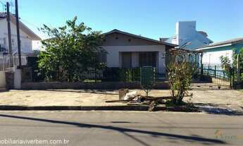 Imagem: Casa Residencial com 3 Dormitorio(s) localizado(a)