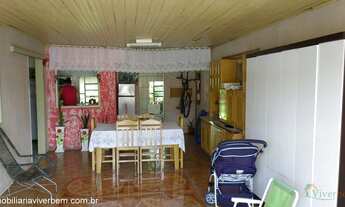 Imagem: Casa Residencial com 2 Dormitorio(s) localizado(a)