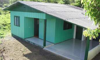 Imagem: Casa com aproximadamente 100 m2, com três