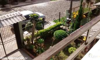 Imagem 1: Casa residencial, com aproximadamente 120m2, 3 dormitórios, 2 banheiros, sala, cozinha, ga