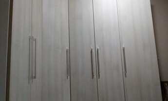 Imagem: Apartamento decorado no tério, com aproximadamente