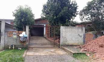 Imagem: Casa Residencial com 2 Dormitorio(s) localizado(a)