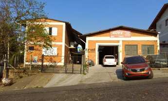 Imagem: Prédio com 3 Dormitorio(s) localizado(a)