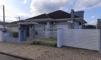 Imagem: Casa com 3 Dormitorio(s) localizado(a) no