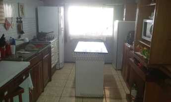 Imagem: Casa com 4 Dormitorio(s) localizado(a) no