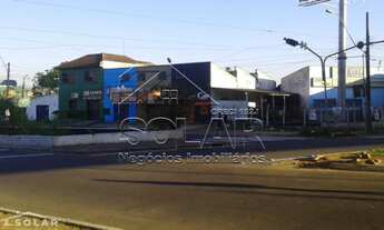 Imagem: Prédio com 3 Dormitorio(s) localizado(a)