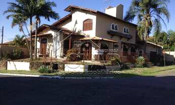 Imagem: Casa com 4 Dormitorio(s) localizado(a) no