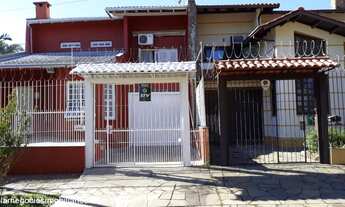 Imagem 2: CASA COM DOIS PISOS COM 4 DORMITÓRIOS, UMA SUITE COM HIDROMASSAGEM E PISCINA COM AQUECIMEN