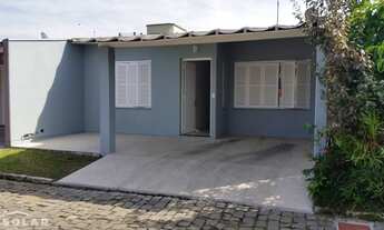 Imagem 2: CASA EM CONDOMÍNIO FECHADO COM 3 DORMITÓRIOS, SENDO UMA SUÍTE , 2 BANHEIROS, 3 VAGAS PARA