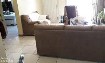 Imagem 4: LINDA CASA DE ALVENARIA COM 2 DORMITÓRIOS, SENDO UM UMA SUÍTE LOCALIZADA NO BAIRRO SCHARLA