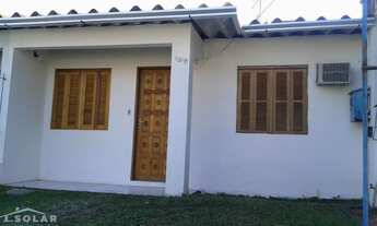 Imagem: CASA COM 2 DORMITÓRIOS BEM LOCALIZADA NO