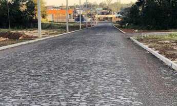 Imagem 3: Terrenos de 10x30m prontos para morar e com ótima localização. Venha viver no bairro Boa V
