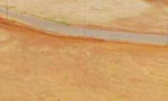 Imagem: Terrenos de 10x30m prontos para morar e