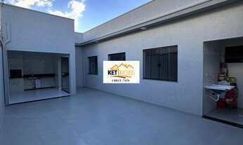 Imagem 7: Casa à venda em Alfenas, Residencial Julio Alves, com churrasqueira e lavanderia