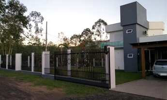 Imagem 5: Casa moderna em condomínio com região tranquila e reservada!!!