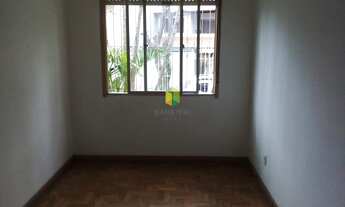Imagem 3: Apartamento térreo com 2 dormitórios de frente na rua Tarumã, bairro Sarandi