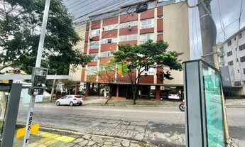 Imagem: Apartamento com 2 Quartos e 1 banheiro à