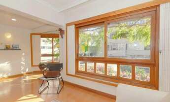 Imagem 6: Apartamento reformado com 127 m², 3 dormitórios, sacada com churrasqueira e 2 vagas – Entr