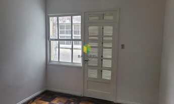 Imagem 2: Apartamento com 2 dormitórios e sacada na Av. Pernambuco - Aceita Compra Assistida!