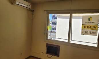 Imagem 7: Apartamento com 2 Dormitorio(s) localizado(a) no bairro Passo da Areia em Porto Alegre