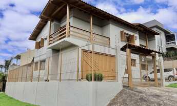 Imagem 2: Casa com 4 Dormitorio(s) localizado(a) no bairro HAMBURGO VELHO em NOVO HAMBURGO / RIO GR