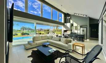 Imagem: Casa Alto Padrão em Condomínio de Golf