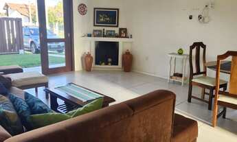 Imagem 6: Casa à venda no centro de Imbé, com opção de 2 terrenos com acessos separados