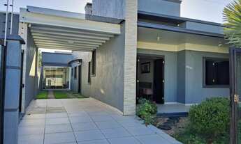 Imagem: Casa mobiliada com churrasqueira e lareira