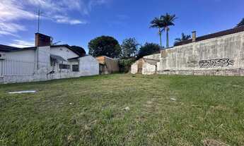 Imagem: Terreno á venda de esquina em região plana