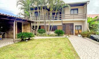 Imagem: Casa Mobiliada com Piscina e Churrasqueira