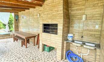 Imagem 6: Casa Mobiliada com Piscina e Churrasqueira no Centro de Imbé - Venda