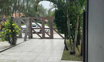 Imagem 2: Casa mobiliada com sacada no bairro Centro em Imbé - Venda