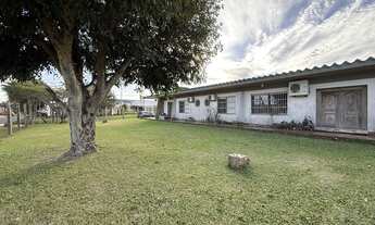 Imagem 2: Casa a venda no centro de Imbé, próxima ao comércio com 862m² de área!