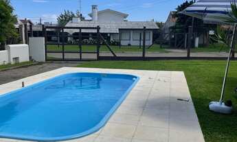 Imagem 3: Excelente casa em zona nobre de Imbé, com 3 suítes, 1200m² de área, mobiliada!!!