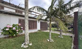 Imagem 2: Imóvel Mobiliado em Imbé - Casa à venda próximo ao mar, 194m²!!!