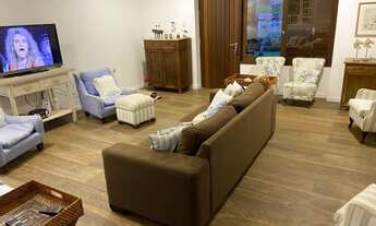 Imagem 5: Casa com piscina e salão de festas no Centro de Xangri-lá - 5 quartos 3 suítes