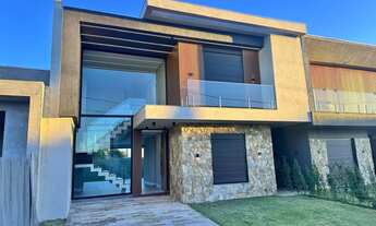 Imagem: Casa com Vista para o Lago no Condomínio