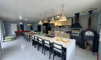 Imagem: Belíssima casa mobiliada com Piscina e