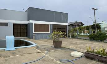 Imagem 6: Casa à venda em Imbé no bairro Centro, de laje com 3 suítes e piscina!