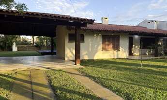 Imagem 3: À venda casa ampla e arejada no bairro centro de Imbé, com piscina! Analisa apto próximo